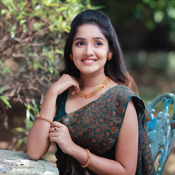 అనిఖా సురేంద్రన్