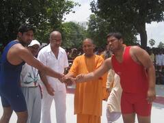 Gorakhpur News: गोरखपुर मंडल के 75 खिलाड़ियों को सम्मानित करेंगे सीएम योगी आदित्यनाथ