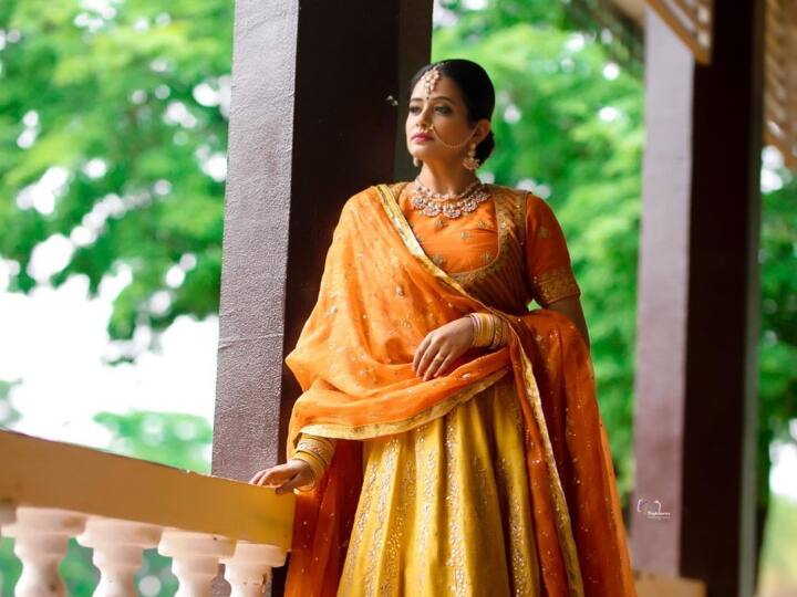 கவிஞனுக்கெல்லாம் குறும்பு அதிகம்.. கவிஞனின் குறும்பில் சுவை அதிகம் அதை இன்று நானே உன்னிடம் கண்டேன்