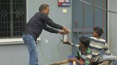 Prayagraj में टापू बने मकान, गलियों में चलने लगी नावें..देखिए पूर्व पार्षद Nand Lal Nishad की शानदार पहल