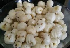 Makhana Magic Benefits: रोज़ खायें एक मुट्ठी मखाना, नहीं पड़ेगा घुटनों के दर्द से कराहना