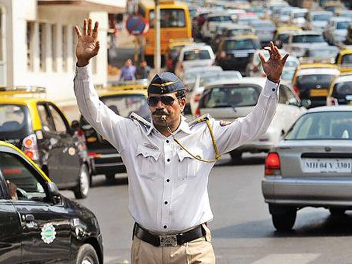 Lok Adalat is now an option to recover fines from traffic offenders Mumbai police Mumbai Traffic Police : वाहतुकीचे नियम मोडणाऱ्यांकडून दंड वसूल करण्यासाठी आता लोकअदालतचा पर्याय