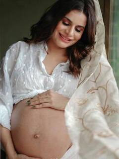 Newlywed Kundali Bhagya Fame TV Actress Isha Anand Sharma Confirms PREGNANCY With Baby Bump PICS