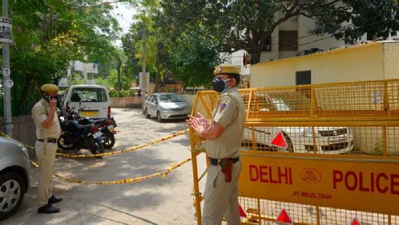 Delhi police shoots two wanted criminals dead during an encounter