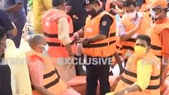 UP Flood: बाढ़ के हालात पर एक्शन में CM Yogi, Varanasi में पहुंच कर लिया हालात का जायजा | ABP Ganga