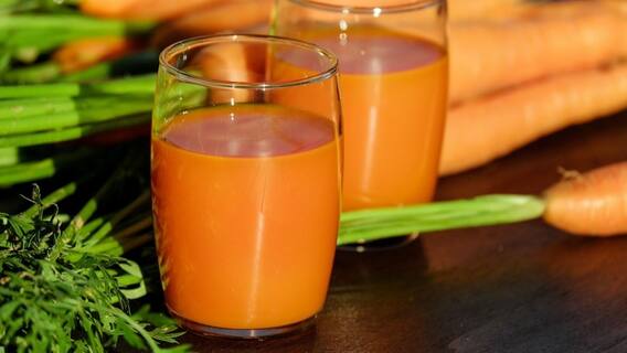 Beauty Tips : নিষ্প্রাণ ত্বকে জেল্লা ফেরাতে ম্যাজিকের মতো কাজ করে গাজর