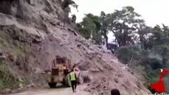 Landslide: সেবকে করোনেশন ব্রিজের কাছে ধস, শিলিগুড়ি থেকে সিকিমের যোগাযোগ বিচ্ছিন্ন