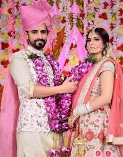 Newlywed Kundali Bhagya Fame TV Actress Isha Anand Sharma Confirms PREGNANCY With Baby Bump PICS
