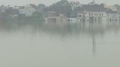 Prayagraj Flood: गंगा, यमुना और टोंस नदियों के जलस्तर बढ़ने की रफ्तार पड़ी धीमी | ABP Ganga Hindi