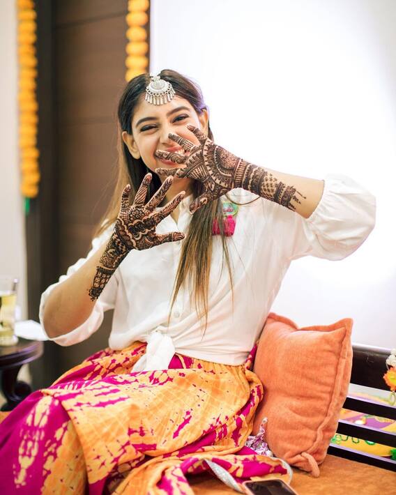 Niti Taylor Shares Throwback Pics From Mehendi Ceremony Ahead Of First Wedding Anniversary