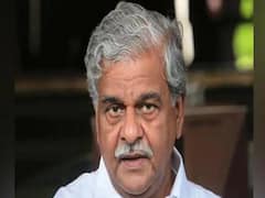 UP Politics: कांग्रेस की चुनाव समिति से कद्दावर नेता श्रीप्रकाश जायसवाल का नाम गायब, क्या कहते हैं जानकार