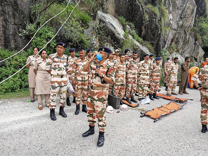 14 people have been rescued so far with injuries. Several others are still feared buried under the debris. Eight of the dead were found trapped in a Tata Sumo taxi during the search and rescue operation on Wednesday. (Picture Courtesy: PTI)