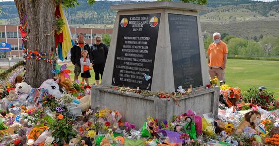 ਰਿਹਾਇਸ਼ੀ ਸਕੂਲ 'ਚੋਂ ਮਿਲੀਆਂ ਬੱਚਿਆਂ ਦੀਆਂ ਕਬਰਾਂ ਦੀ ਜਾਂਚ ਕਰਵਾਏਗੀ Canada ਸਰਕਾਰ