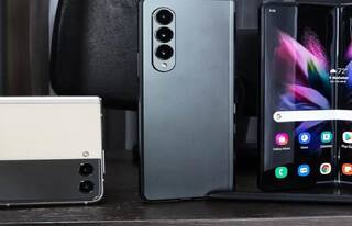 Samsung Galaxy Z Series: সাধারণের নাগালের বাইরে, আশা জাগিয়ে 'হতাশ করল' স্যামসাঙের ফোল্ড