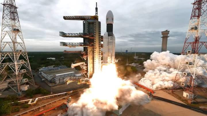 ইসরো বলেছে, কঠিন বা স্বাভাবির তরল জ্বালানি নির্ভর স্টেজের তুলনায় ক্রায়োজেনিক পর্যায়ের কার্যপদ্ধতি অত্যন্ত জটিল। কারণ, এখানে জ্বালানিকে প্রচণ্ড কম তাপমাত্রায় কৃত্রিমভাবে তরল আকারে রাখা হয়। ফলে, তাপ ও কাঠামো সম্পর্কিত সমস্যা দেখা দেওয়াটা অস্বাভাবিক নয়।