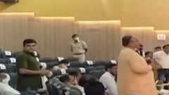 વડોદરાઃ મનપાએ કરેલી સત્યનારાયણની કથા અંગે સામાન્ય સભામાં થયો ભારે હોબાળો, જુઓ વીડિયો