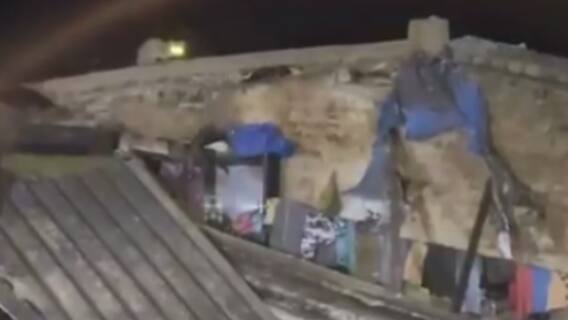 Surat: એરથાણમાં બે કાચા મકાન થયા ધરાશાયી, એક બાળકીનું થયું મૃત્યુ