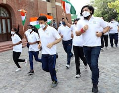 IN PICS | People From Around The Country Join In Fit India Freedom Run 2.0 on Friday