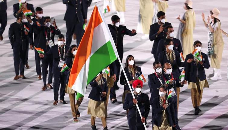 Independence-day-the-demand-for-the-tricolor-has-doubled-after-indias-stellar-performance-in-the-olympics Olympics ’ਚ ਭਾਰਤ ਦੀਆਂ ਜਿੱਤਾਂ ਮਗਰੋਂ ਤਿਰੰਗੇ ਦੀ ਮੰਗ ਤੇ ਕੀਮਤ ਵਧੀ