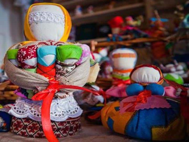 Nag Panchami festival also known as a Gudiya festival in Kanpur Uttar Pradesh ann Nag Panchami 2021: नागपंचमी के त्योहार पर इस शहर में प्रतीकात्मक रूप में गुड़िया को पीटा जाता है, पढ़ें इसके पीछे की कहानी