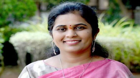 Nashik : लाचखोर शिक्षणाधिकारी Vaishali Veer यांच्या घरी काय सापडलं?