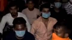 UP Religion Conversion: धर्मांतरण के लिए दबाव बनाने के आरोप ने पकड़ा तूल, गिरफ्तारी पर धरना प्रदर्शन