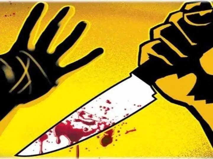 Gurugram Murder Case: Woman stabbed to death in Gurugram hotel, accused absconding, incident caught on CCTV Gurugram Murder Case: गुरुग्राम के होटल में महिला की चाकू मारकर हत्या, आरोपी फरार, CCTV में कैद हुई घटना