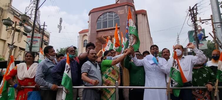 Bankura More than 100 BJP leaders-workers from 35 families join TMC Bankura: বাঁকুড়ায় বিজেপি ছেড়ে তৃণমূলে যোগ দিল ৩৫ পরিবার