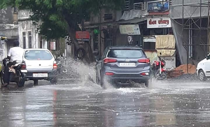 Gujarat Monsoon : Rainfall in Some districts of Saurashtra after long time લાંબા વિરામ પછી સૌરાષ્ટ્રના કેટલાક વિસ્તારોમાં વરસાદનું આગમન, ક્યાં ક્યાં પડ્યો વરસાદ?