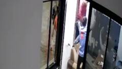 ખેડાઃ આ પેટ્રોલ પમ્પ પર થયેલી મારામારીના CCTV ફુટેજ આવ્યા સામે, કેટલા લોકોની કરાઈ ધરપકડ?