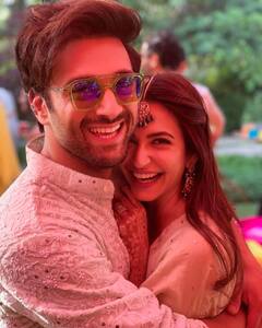 स्विमिंग पूल में ब्वॉयफ्रेंड Pulkit Samrat  को Kiss करती नजर आईं Kriti Kharbanda, खूब वायरल हो रहा है Romantic अंदाज