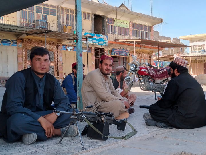 तालिबान जबरदस्ती आतंकियों के साथ शादी के लिए लड़कियों को कर रहा मजबूर-रिपोर्ट
