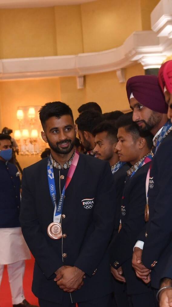 রাষ্ট্রপতি ভবনে চা চক্রে অলিম্পিয়ানরা