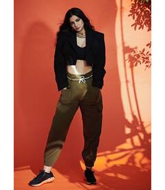 Fashionista: सोनम कपूर की तरह स्टाइलिश हैं रिया कपूर, तस्वीरों में देखिए उनके अबतक बेहतरीन लुक्स