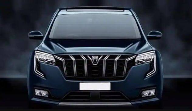 ਮਿਲੇਗਾ ਸਭ ਤੋਂ ਵੱਡਾ ਸਨਰੂਫ: ਇਨ੍ਹਾਂ ਚੋਂ ਪਹਿਲਾ ਸਕਾਈਰੂਫ ਹੈ ਜਿਸਨੂੰ Mahindra XUV700 'ਤੇ ਸਨਰੂਫ ਕਿਹਾ ਜਾਂਦਾ ਹੈ। ਮਹਿੰਦਰਾ ਨੇ ਦਾਅਵਾ ਕੀਤਾ ਹੈ ਕਿ XUV700 ਆਪਣੀ ਸ਼੍ਰੇਣੀ ਵਿੱਚ ਸਭ ਤੋਂ ਵੱਡਾ ਸਨਰੂਫ ਪੇਸ਼ ਕਰ ਰਿਹਾ ਹੈ। ਇਸ ਸਨਰੂਫ ਦੇ ਮਾਪ 1360 ਮਿਲੀਮੀਟਰ X 870 ਮਿਲੀਮੀਟਰ ਹੋਵੇਗਾ।