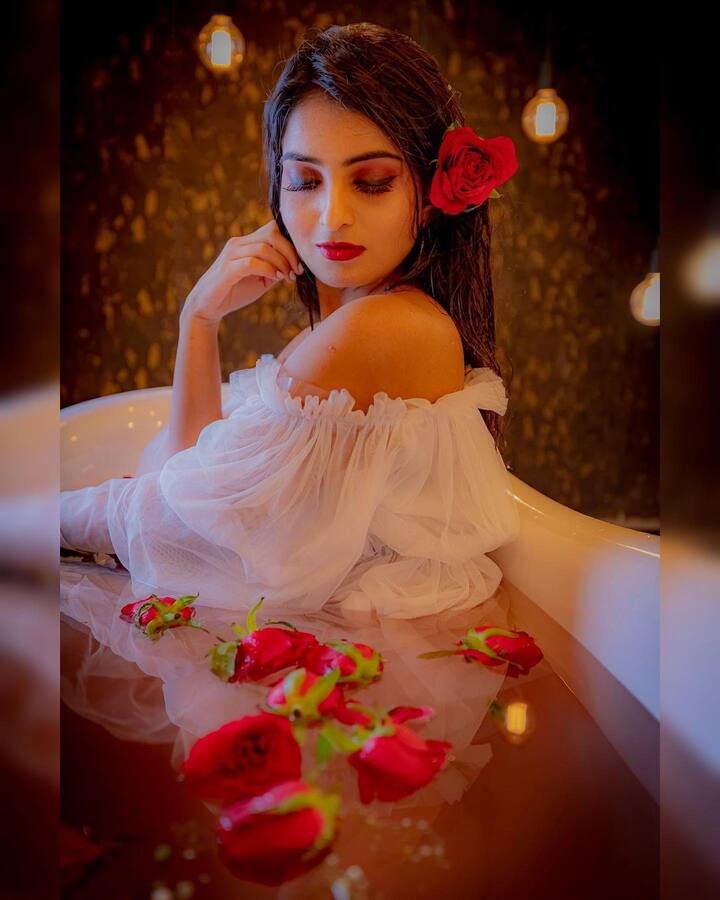 (Courtesy : Instagram) ప్రస్తుతం ఆమె చేతిలో రెండు సినిమాలు ఉన్నాయి. అందులో ఒకటి వేరే భాషకు చెందిన సినిమా అని సమాచారం.