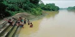 Durgapur: স্নান করতে নেমে দামোদরে তলিয়ে গেলেন যুবক, মর্মান্তিক ঘটনায় শোকস্তব্ধ এলাকা