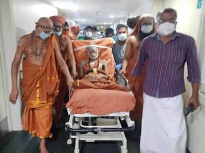 Madurai Sannidanam Adinathin Funeral Procession is held in Madurai Madurai Adheenam: ஆதீன மடத்தில் அருணகிரிநாதர் பூதஉடல்: மதுரையில் குவிந்த மடாதிபதிகள் அடுத்த ஆதீனம் ‛ரெடி’!