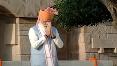 75th Independence Day: स्वतंत्रता दिवस पर देश में जश्न का माहौल, PM मोदी ने किया बापू को नमन