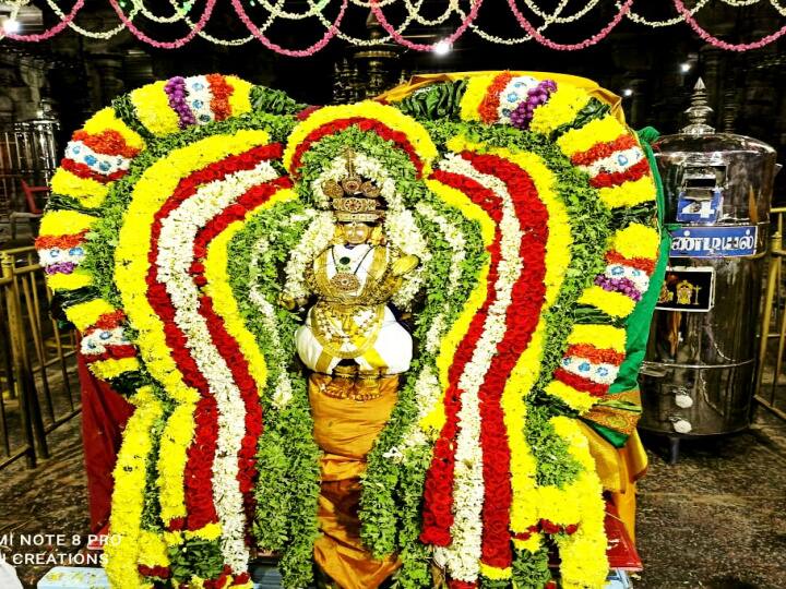 சிறப்பு அலங்காரத்தில் சுவாமி சுந்தரமூர்த்தி நாயனார்