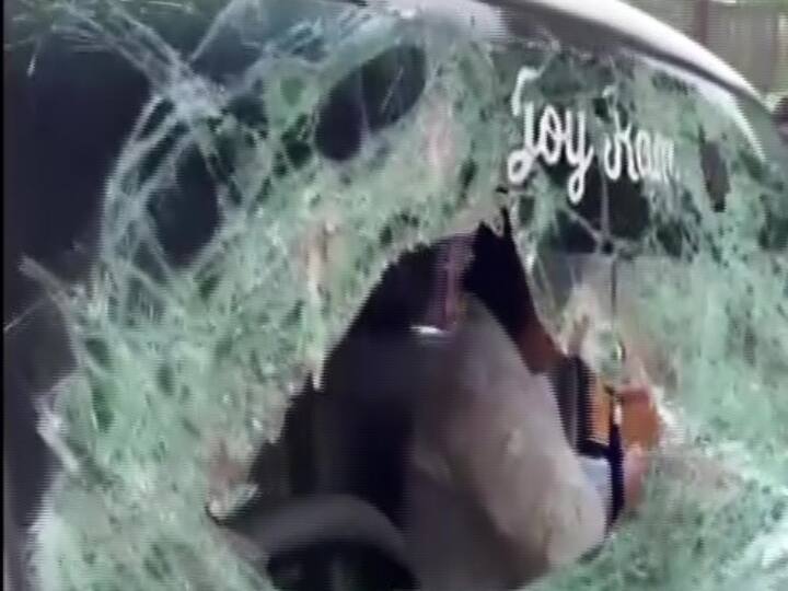 TMC MP Convoy Attack: तिरंगा फहराने गईं तृणमूल सांसद डोला सेन के काफिले पर हमला, गाड़ी के टूटे शीशे, कहा- पुलिस बनी रही मूकदर्शक