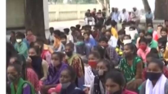 મહેસાણાઃ આ ગામમાં કોરોનાના નિયમો સાથે આઝાદી પર્વની ઉજવણી, abp અસ્મિતાના સંપાદકે આપી હાજરી