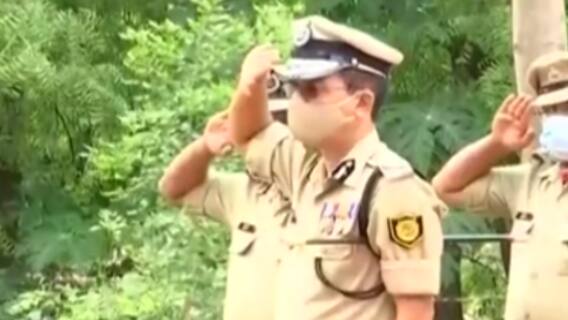 ગાંધીનગરઃ BSF હેડક્વાટર ખાતે કરાઈ હર્ષોલ્લાસથી સ્વતંત્રતા દિવસની ઉજવણી, જુઓ વીડિયો