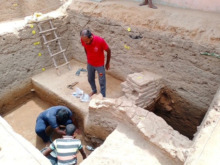 Interested in epigraphy and archaeology? One-year diploma, Sunday class - how to participate? கல்வெட்டு, தொல்லியலில் ஆர்வமா? ஓராண்டு டிப்ளமோ, சன்டேதான் வகுப்பு- பங்கேற்பது எப்படி?