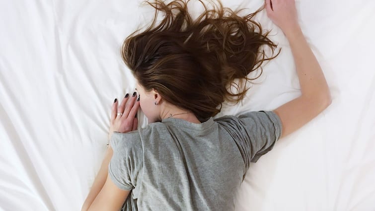 study shows short naps do not relieve sleep deprivation, know in details Health and Lifestyle: ঘুমের ঘাটতি মেটাতে সক্ষম নয় 'শর্ট ন্যাপ', বলছে সমীক্ষা