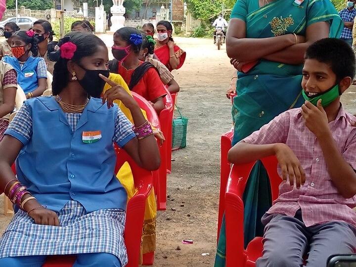 trichy sentimental meet between sister and brother in independent day function 2 மாதம் கழித்து சந்தித்த பாசமலர்கள்..! கண்ணீர்விட்ட பார்வையாளர்கள்..! - தஞ்சையில் நெகிழ்ச்சி