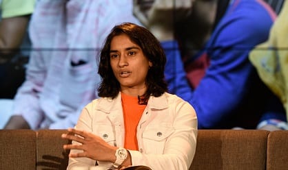 Sports News Today LIVE: Vinesh Phogat Apologises To WFI, Takes U-Turn On 'Misbehaviour' Row