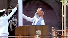 Independence Day 2021 | PM Modi Unfurls Tricolour Amid Showering Flower Petals At Red Fort