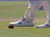 INDVSENG : ஷூவால் பந்தை மிதித்த இங்கிலாந்து வீரர்கள்.. சேதப்படுத்த முயற்சியா? கொதிக்கும் இணையவாசிகள்!