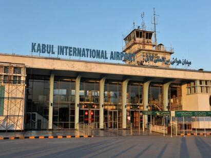 Afghanistan Taliban Crisis: major countries stop their flight service to afghan Afghanistan Crisis: இந்தியர்களை மீட்க காபூலுக்கு விரைந்தது C-17 ரக இந்திய விமானப்படையின் விமானம்..!